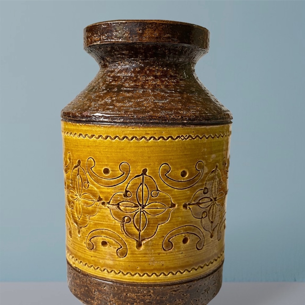 Mid Century Bitossi Carta Fiorentina Stoneware Vase, Aldo Londi Italy  1960s
